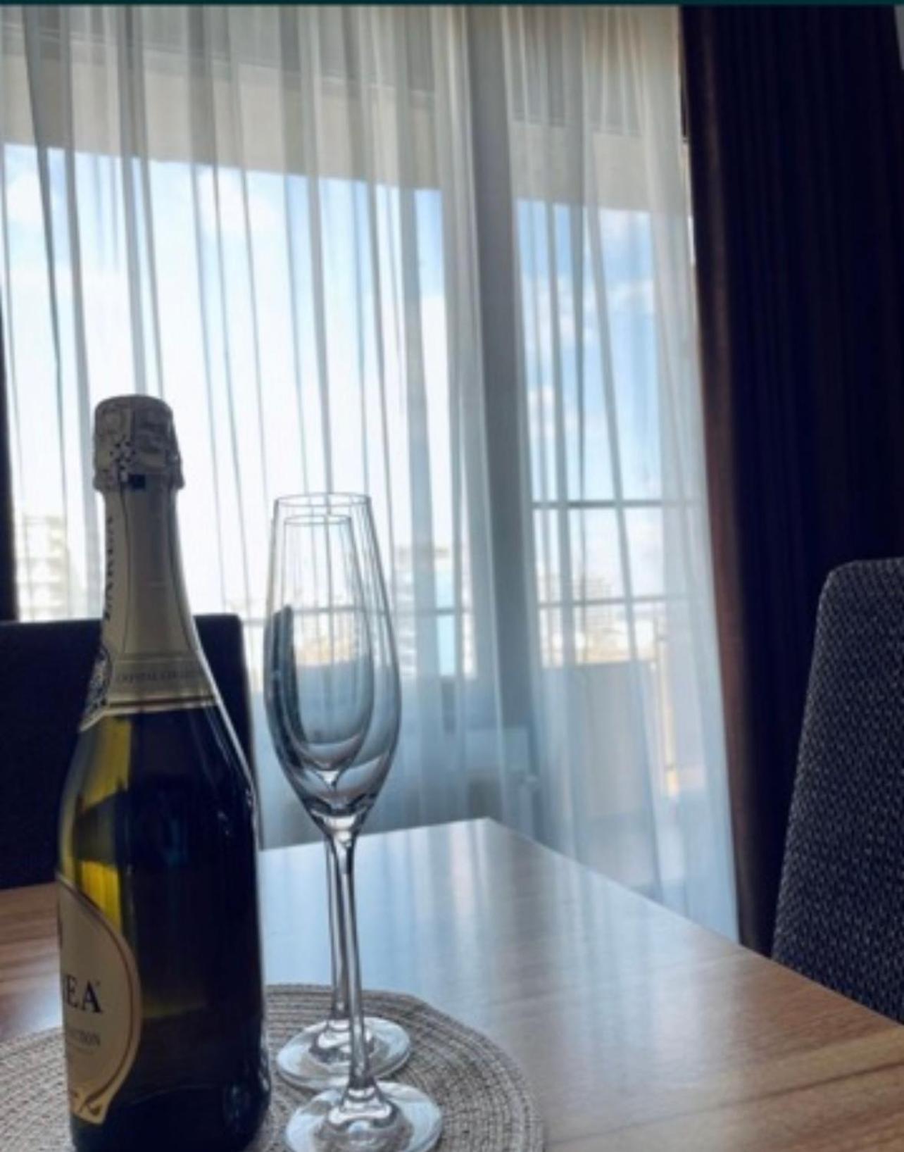 Zenstay Summerland Mamaia Dış mekan fotoğraf